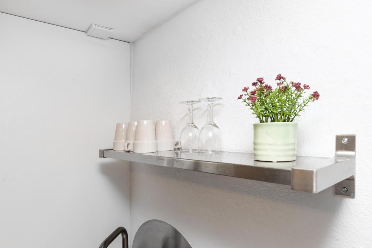 Moderne & Fuldt Udstyret Lejlighed M.Plads Til 4 Hojbjerg Exterior foto